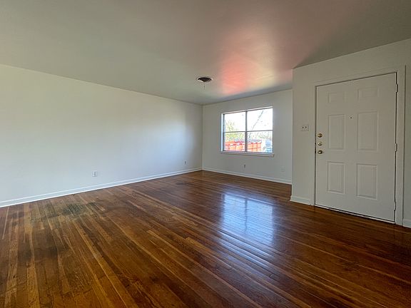 5th image of 6618 Sherwood Cir