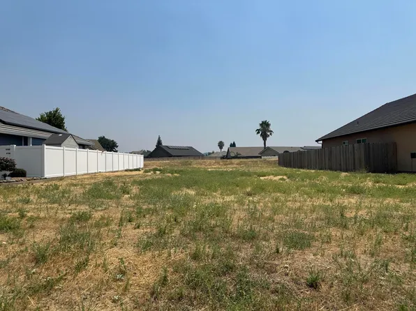 22331 Rio Alto Dr, Cottonwood, CA 96022