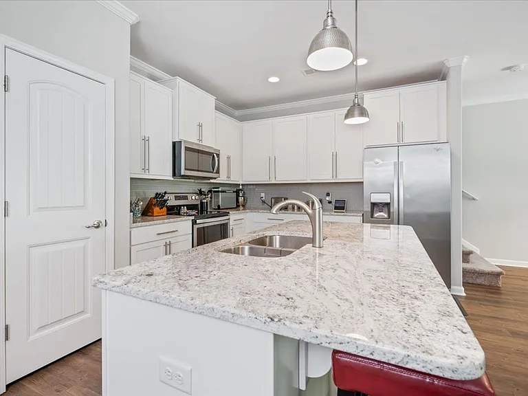 329 Sonoma Dr — Photo 6