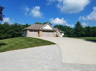 55145 County Road 35, Middlebury, IN 46540