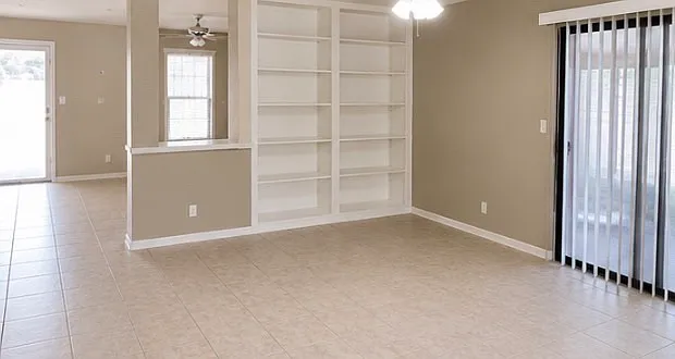 7639 Heathridge — Photo 3