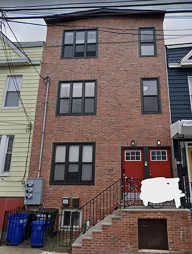 137 De Kalb Ave #1 Photo 1