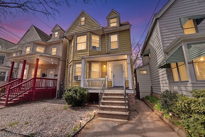 1st image of 63 Linden Ave