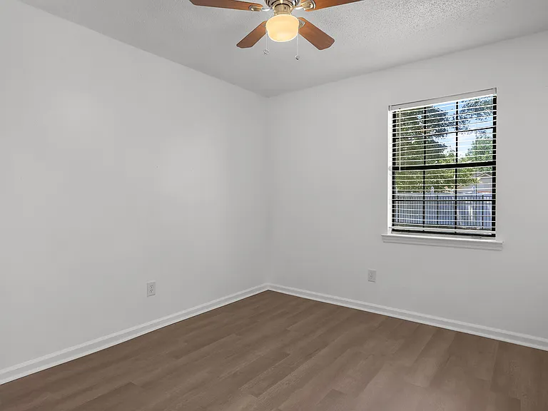 783 Inwood Dr — Photo 27