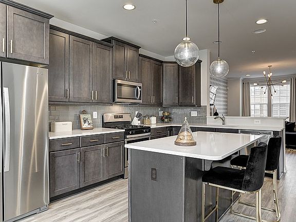 4th image of 12923 Sweet Christina Ct