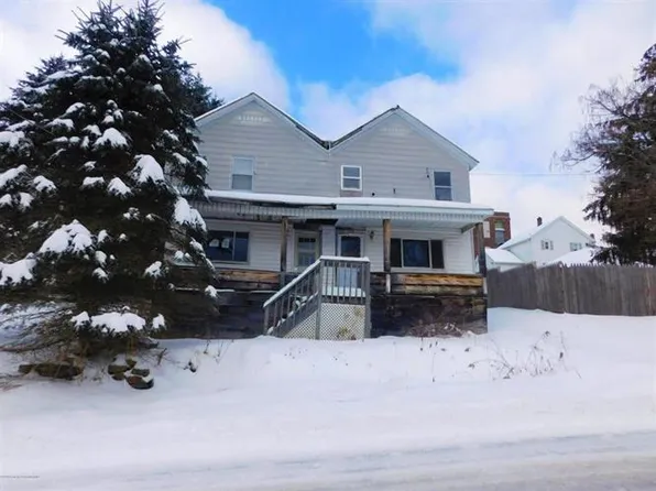 521 Railroad St, Forest City, PA 18421