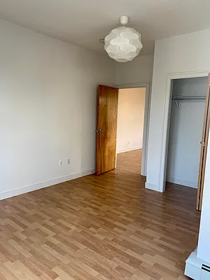 Rented by LDMI Realty Group LLC | media 26