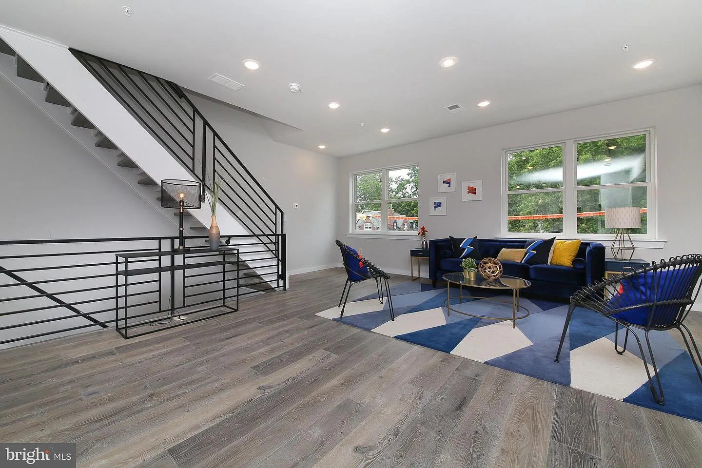 3 bed, 2.5 bath, 1650 sqft, $3,275 — Photo 3