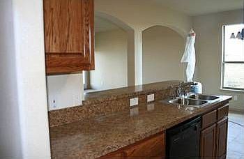 3rd image of 101 Briarstone Dr