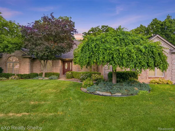 56432 Cromwell Ct, Shelby Township, MI 48316