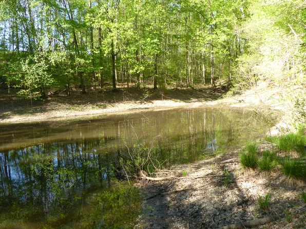 9 Dusty Ln, Martinsville, VA 24112