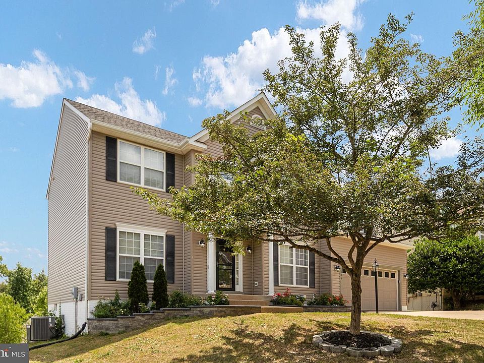 1st image of 1004 Black Oak Ct