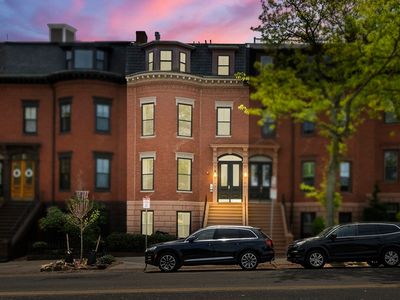 823 E Broadway #2, Boston, MA, 02127