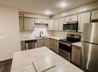 227 Broadway St #201, Paducah, KY 42001