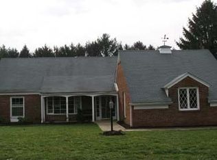 605 Manor Rd, Cinnaminson, NJ 08077