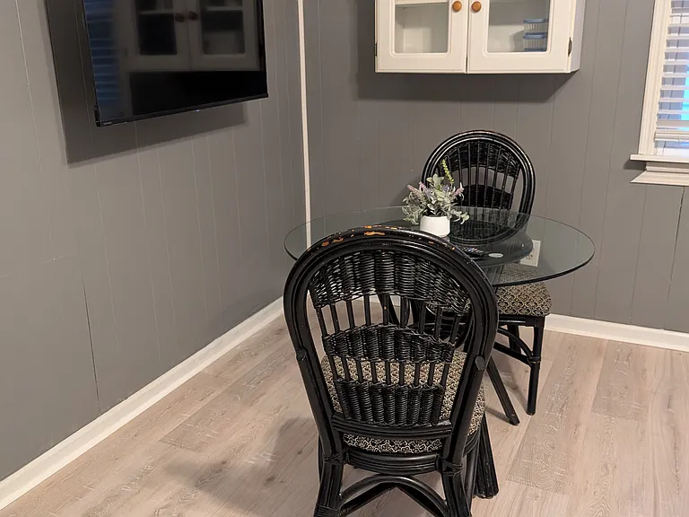 Dunbury Dr — Photo 7