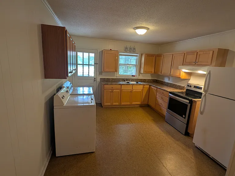 117 Bryant St #1 — Photo 3