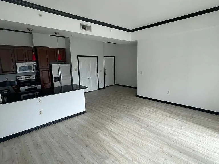 3225 Turtle Creek Blvd #1533 — Photo 9