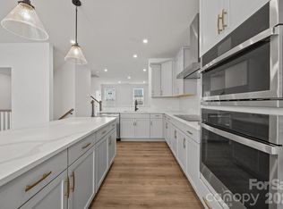 3229 Drift St, Charlotte, NC 28278