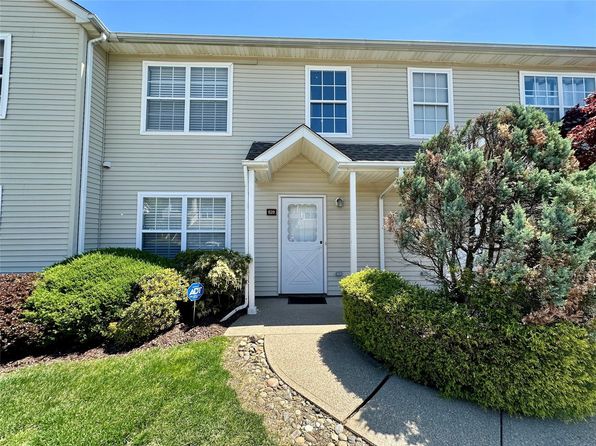 620 Crab Apple Ln