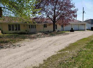 2812 333rd Ave, Ridgeway, IA 52165