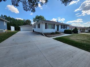 3502 Veralta Dr, Cedar Falls, IA 50613