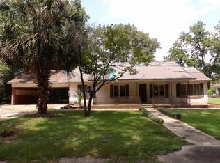 826 W Bateman Ave, Slocomb, AL 36375