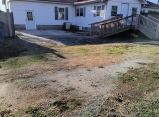 801 Harbins Rd, Dacula, GA 30019