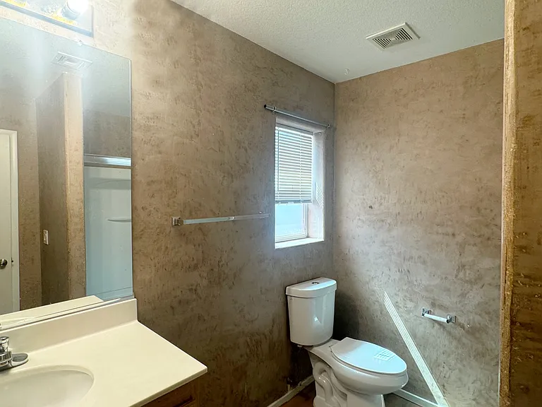 8305 Golden Amber St — Photo 18