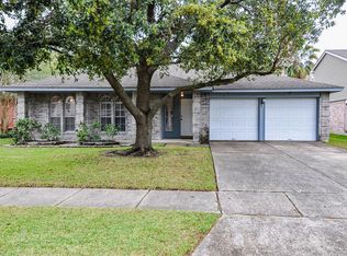 7407 Blanco Pines Dr, Humble, TX 77346