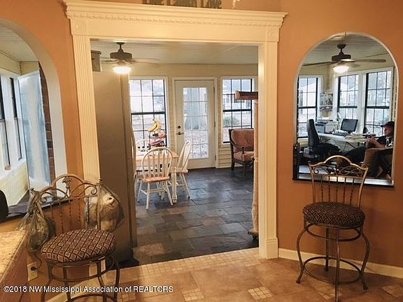 2nd image of 7606 Brookwood Pl