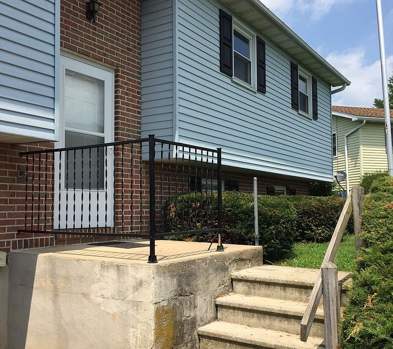 1st image of 422 Good Ave