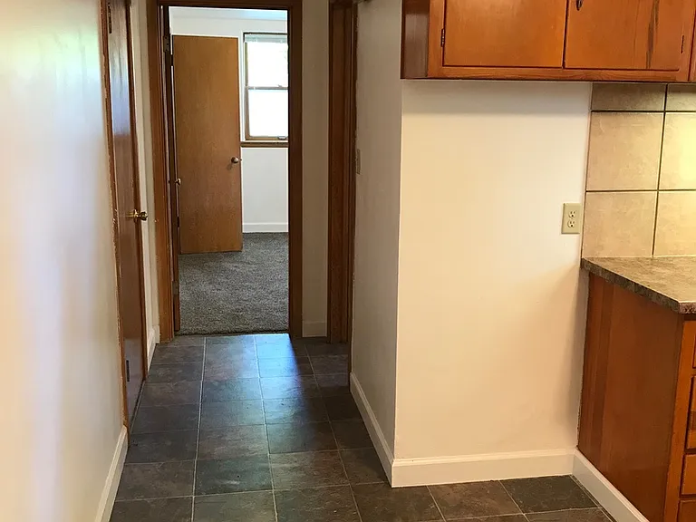 107 S Duluth Ave #3 — Photo 9