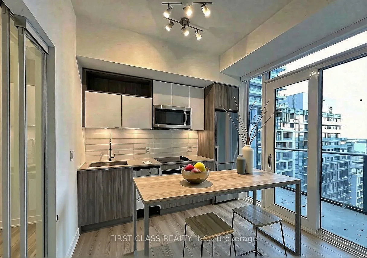 2 bed, $2,375 — Photo 3