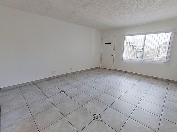 3rd image of 4305 S Centinela Ave #2A