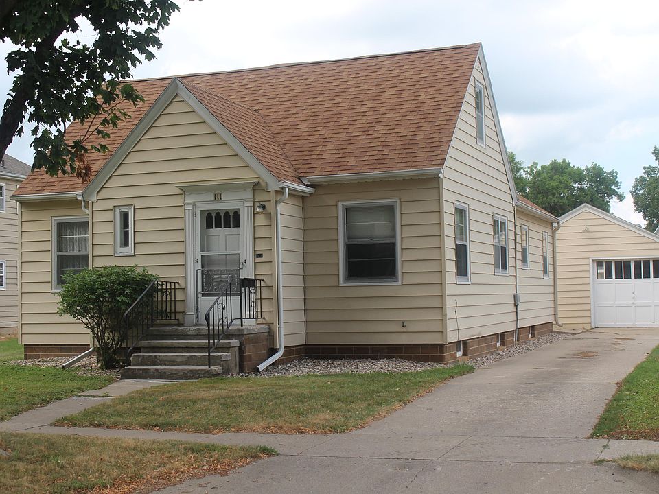 1st image of 111 W 2nd St