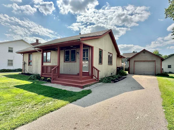 320 East St, Clinton, WI 53525