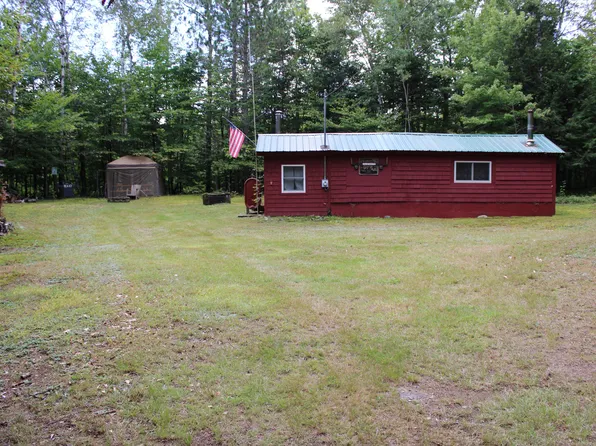 82 Howard Hill Road, Highland Plt, ME 04961