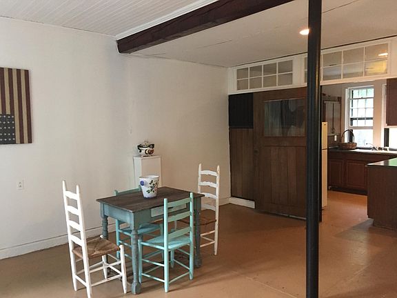 5th image of 63 Hopeland Ln