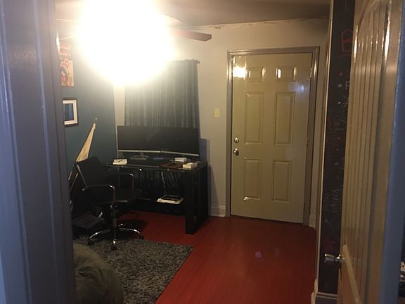 1st floor full size bedroom/ office