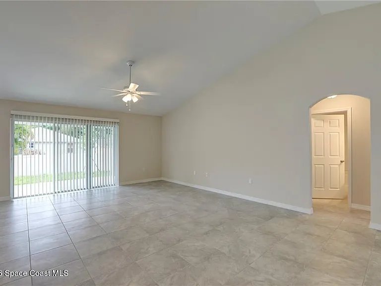 426 Lanfair Ave — Photo 10
