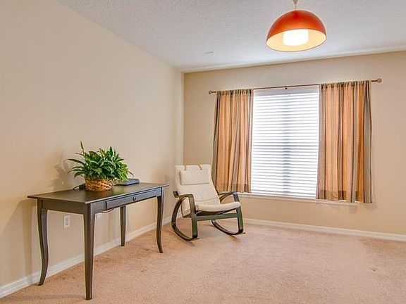 4th image of 2140 Windsor Lake Cir