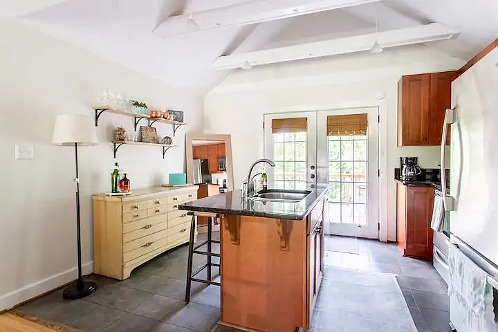 5204 Nevada Ave — Photo 5