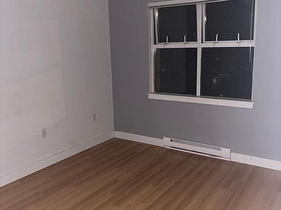 4th image of 4192 Main St #203