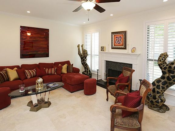 4th image of 1201 McDuffie St Unit 138