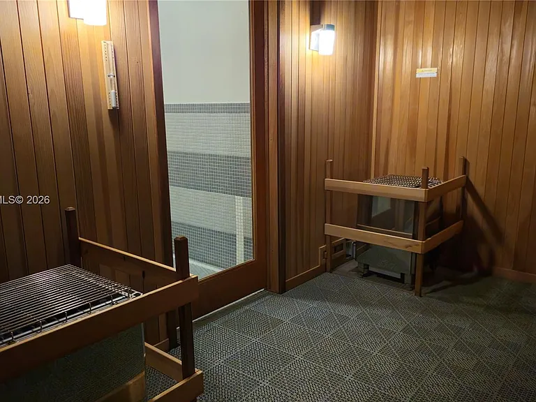 1900 N Bayshore Dr #3019 — Photo 26
