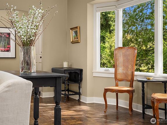 5th image of 502 Lake Washington Boulevard E