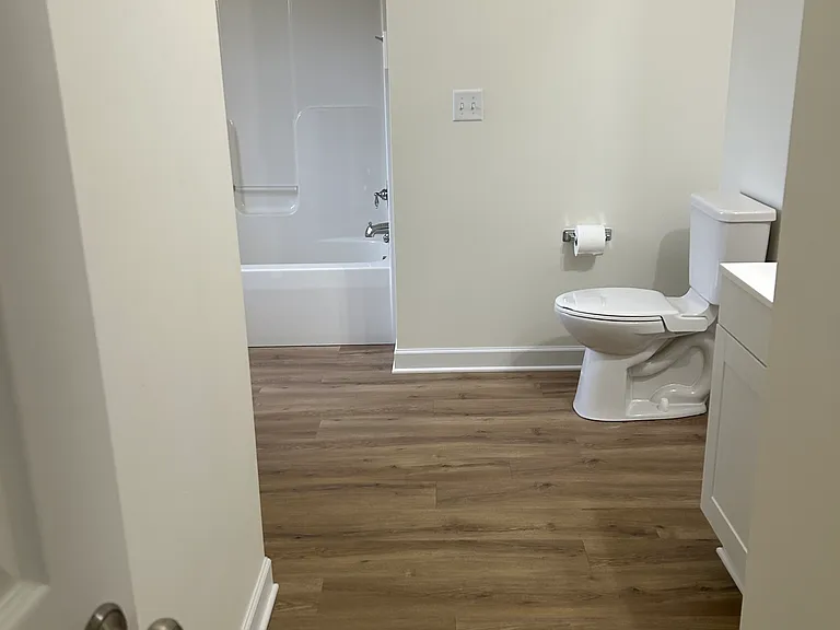 2595 Ellet Ave — Photo 9