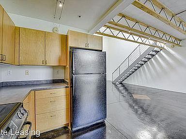 5th image of 685 Tennessee St #B