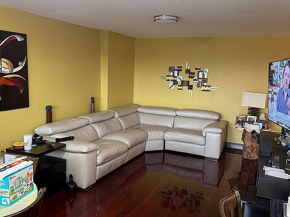 4th image of 22055 46th Ave APT 10D